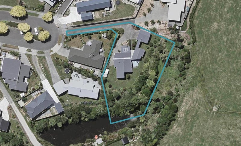41 Speranza Avenue, Otaki - Carousel 1