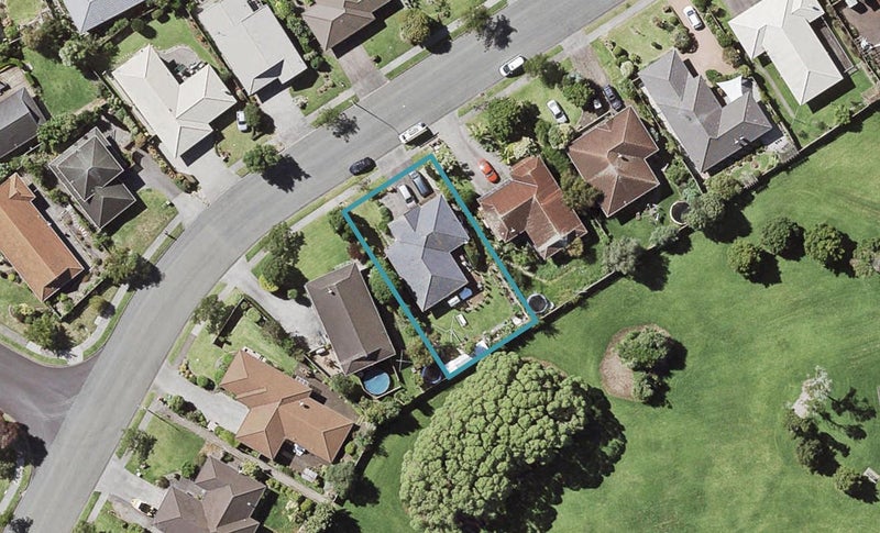18 Summermist Drive, Northpark, Auckland - Carousel 1