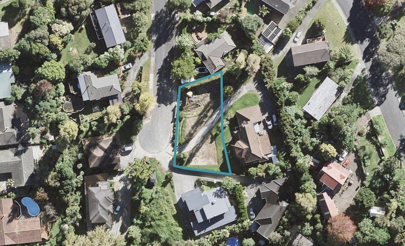 12A Capricorn Place, Browns Bay, Auckland - Carousel 1