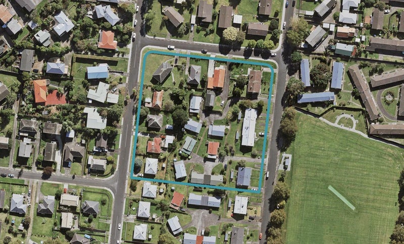 103/25 Potter Avenue, Northcote, Auckland - Carousel 1