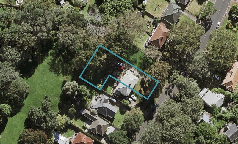 86 McCullough Avenue, Mount Roskill, Auckland - Carousel 1