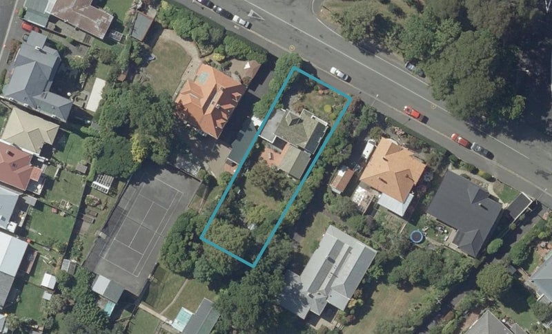 142 Eglinton Road, Mornington, Dunedin - Carousel 1