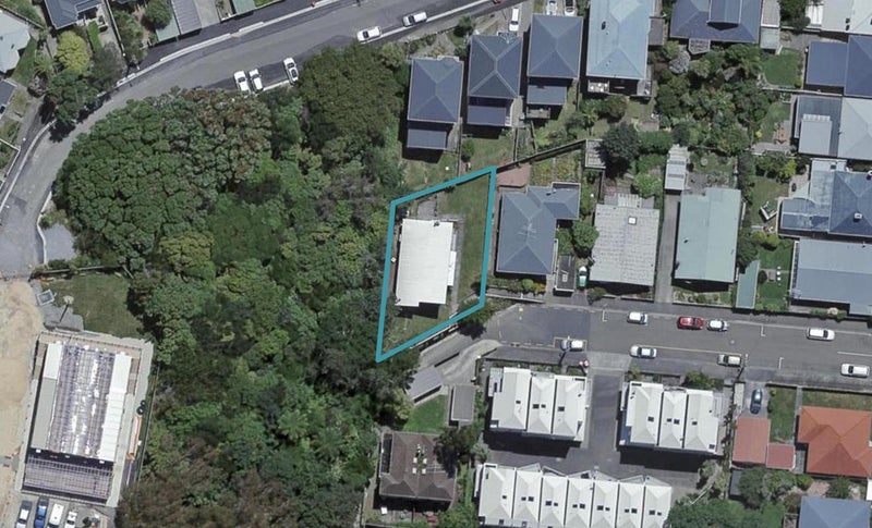 8 Papawai Terrace, Mount Cook, Wellington - Carousel 1
