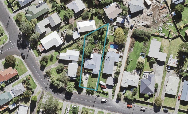 19 Aeroview Drive, Beach Haven, Auckland - Carousel 1