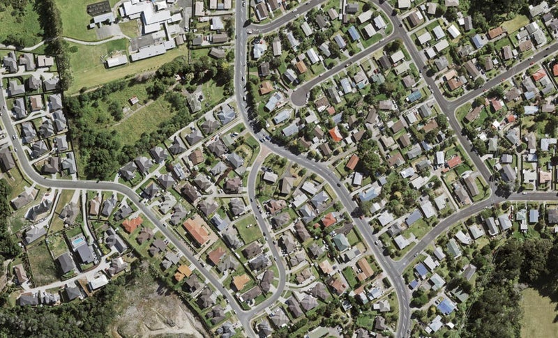 2B Gordon Stanley Drive, Massey, Auckland - Carousel 1