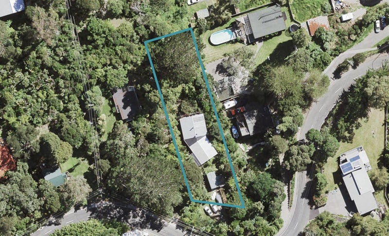 142 Victory Road, Laingholm, Auckland - Carousel 1