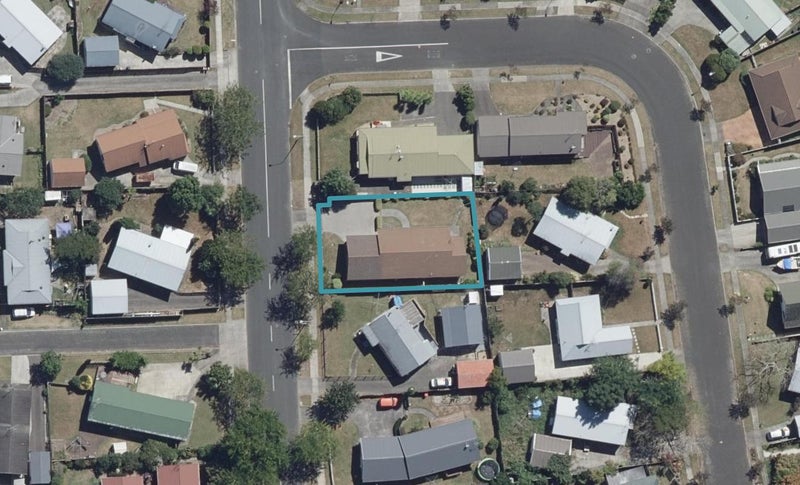 51 Waterford Road, Fitzroy, Hamilton - Carousel 1