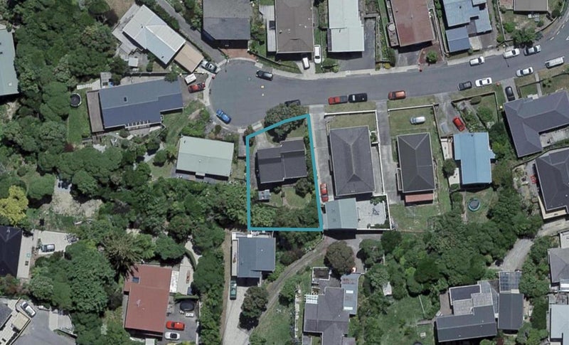 9 Twomey Grove, Houghton Bay, Wellington - Carousel 1