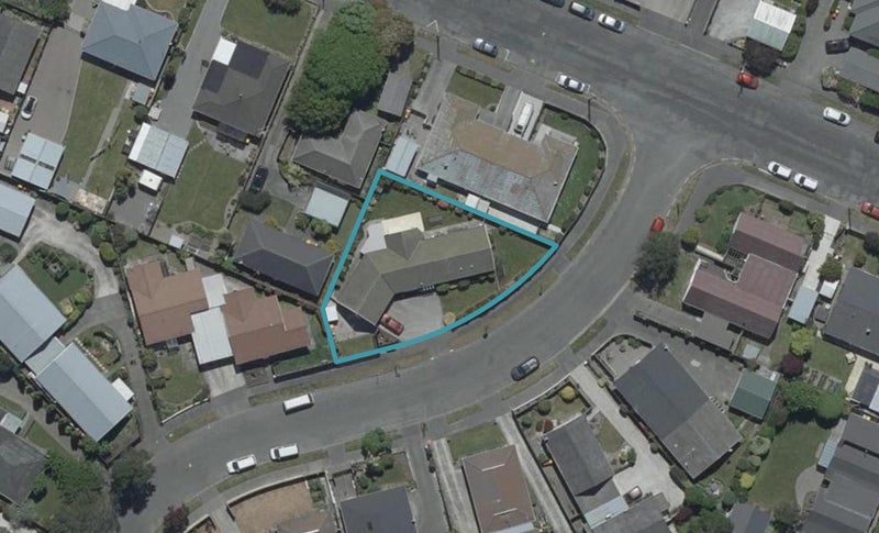 43 Delaware Crescent, Russley, Christchurch - Carousel 1