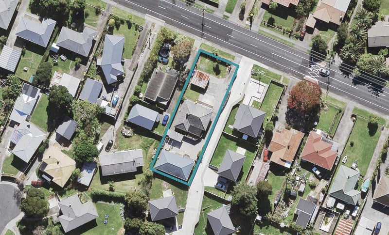 1/50 St Leonards Road, Kelston, Auckland - Carousel 1