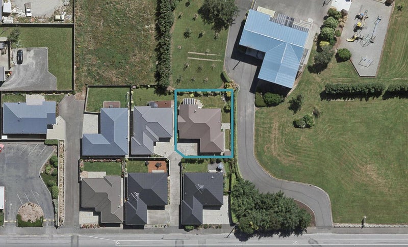 20 Bainfield Road, Waikiwi, Invercargill - Carousel 1