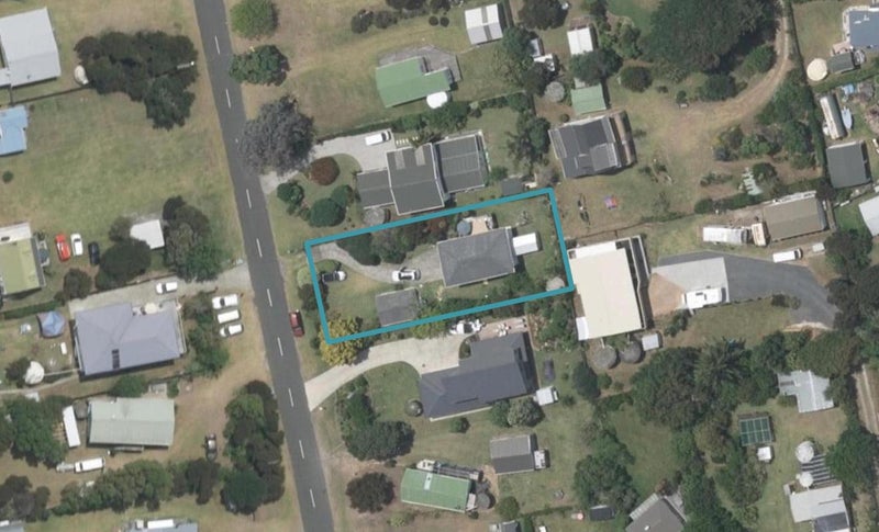 14 Dey Street, Mangawhai Heads, Mangawhai - Carousel 1