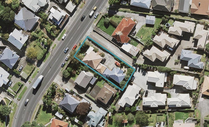 32A Hillsborough Road, Hillsborough, Auckland - Carousel 1