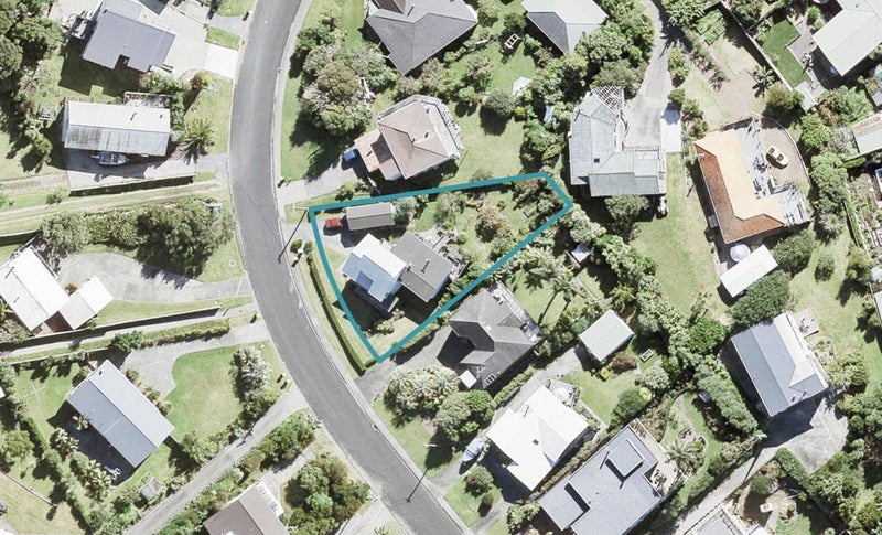 24 Deerness Crescent, Algies Bay, Warkworth - Carousel 1