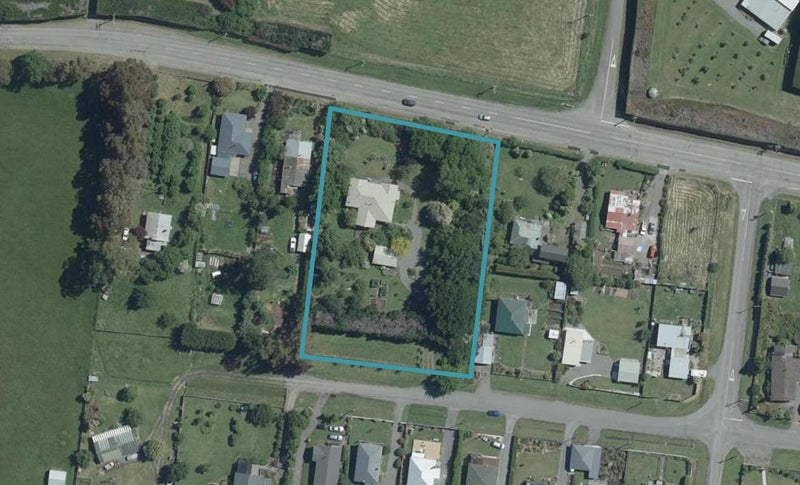 10 Allan Street, Waikari, Waikari - Carousel 1