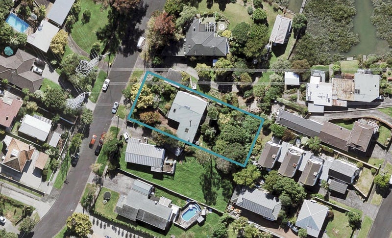 121 Lynwood Road, New Lynn, Auckland - Carousel 1