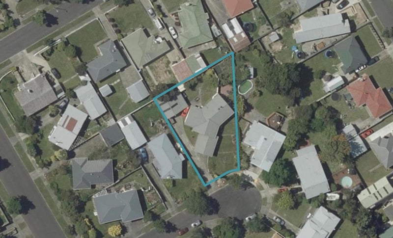 3 Mahia Place, Kelvin Grove, Palmerston North - Carousel 1