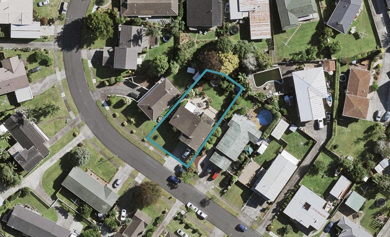 8 Bexley Place, Pahurehure, Papakura - Carousel 1
