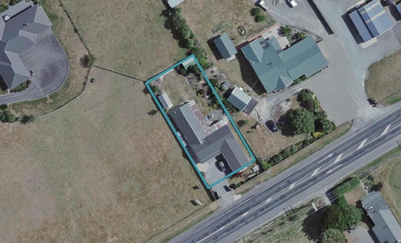 3327 State Highway 2, Clareville, Carterton - Carousel 1