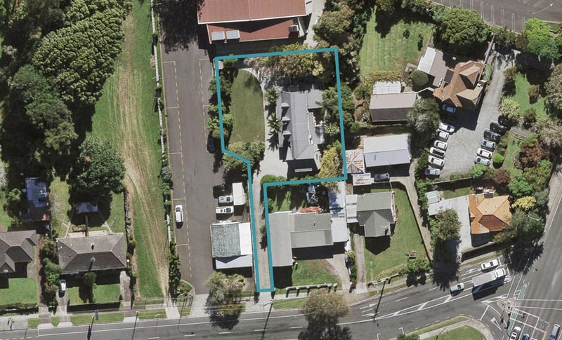 5 Miller Road, Mangere Bridge, Auckland - Carousel 1