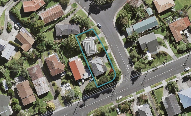 1/168 Coronation Road, Hillcrest, Auckland - Carousel 1