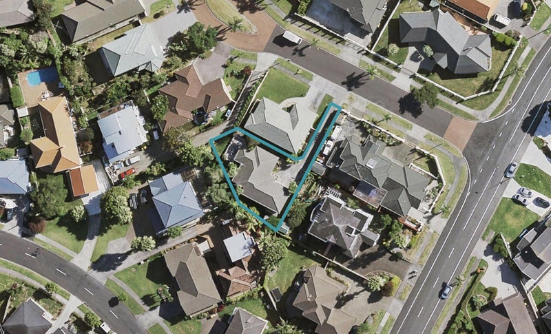 4 Lamia Place, The Gardens, Auckland - Carousel 1