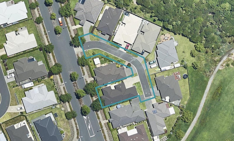 4 Barometer Way, Pyes Pa, Tauranga - Carousel 1