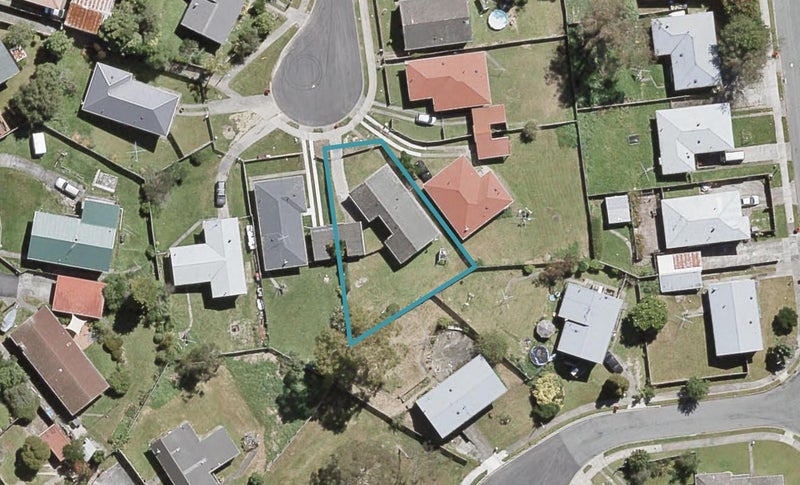 49 Speargrass Grove, Timberlea, Upper Hutt - Carousel 1