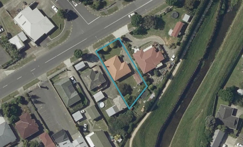 340 Tremaine Avenue, Takaro, Palmerston North - Carousel 1