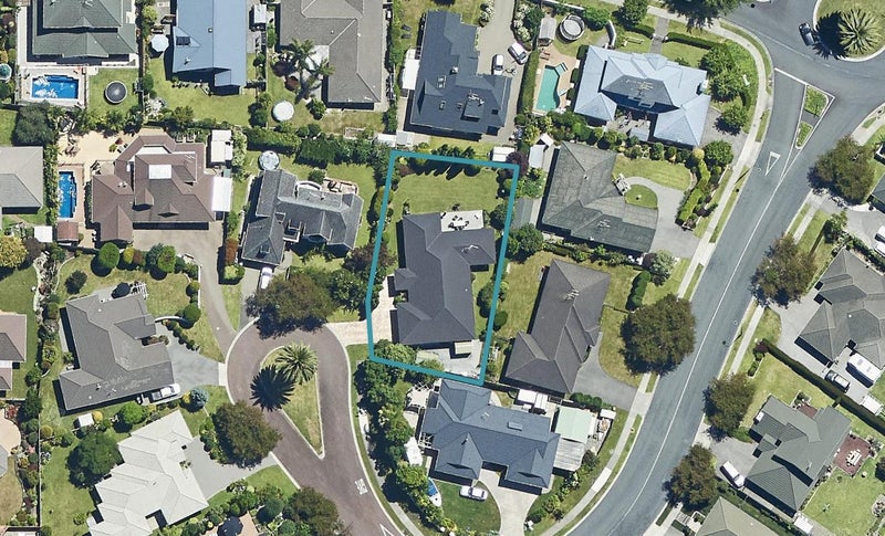 6 Elmley Place, Bethlehem, Tauranga - Carousel 1