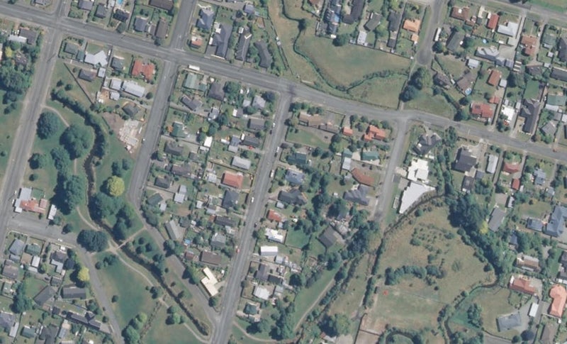 60 Shaw Street, Temuka - Carousel 1
