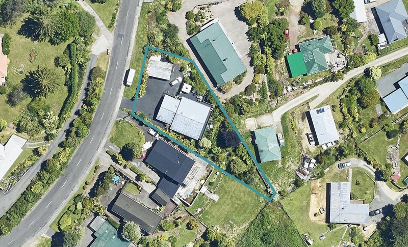 35 Mountain Road, Western Heights, Rotorua - Carousel 1