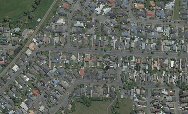 52 Farquhars Road, Redwood, Christchurch - Carousel 1