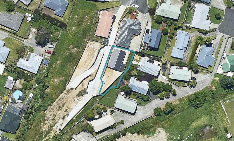 15A Newark Close, Gate Pa, Tauranga - Carousel 1