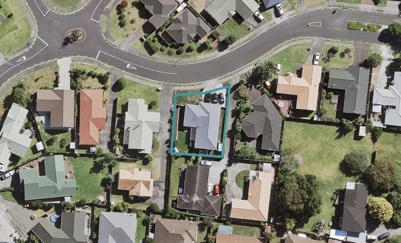 14 Maurice Borich Place, Henderson, Auckland - Carousel 1