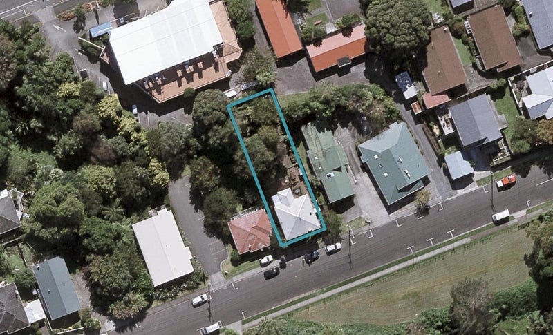 60 Fulford Street, New Plymouth, New Plymouth - Carousel 1