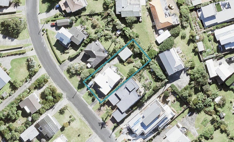 20 Deerness Crescent, Algies Bay, Warkworth - Carousel 1