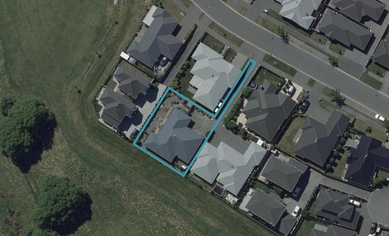 19 Somerville Crescent, Aidanfield, Christchurch - Carousel 1