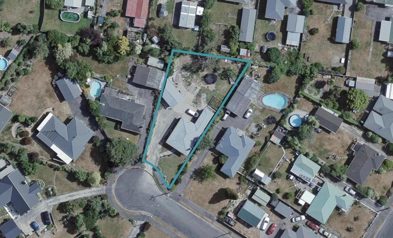 6 Kowhai Place, Lansdowne, Masterton - Carousel 1