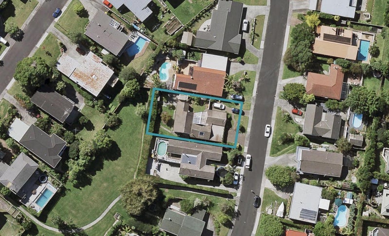 40 Merriefield Avenue, Forrest Hill, Auckland - Carousel 1
