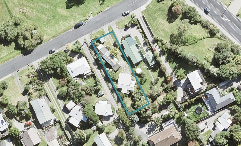 6 Cedar Terrace, Stanmore Bay, Whangaparaoa - Carousel 1