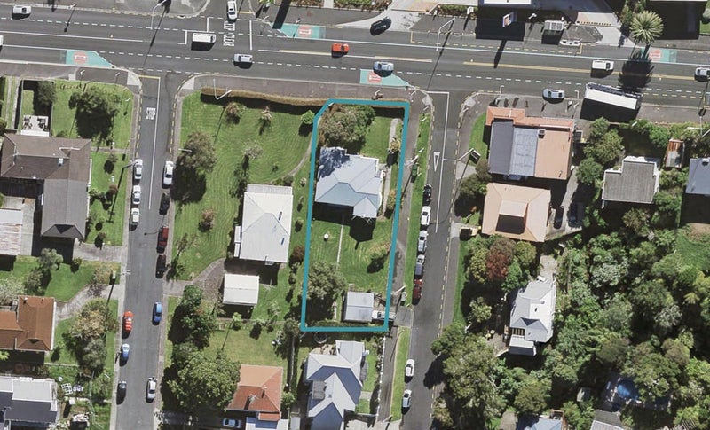 116 Onewa Road, Northcote, Auckland - Carousel 1