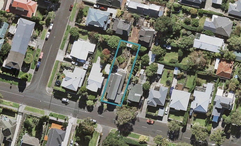 147 Landscape Road, Mount Eden, Auckland - Carousel 1