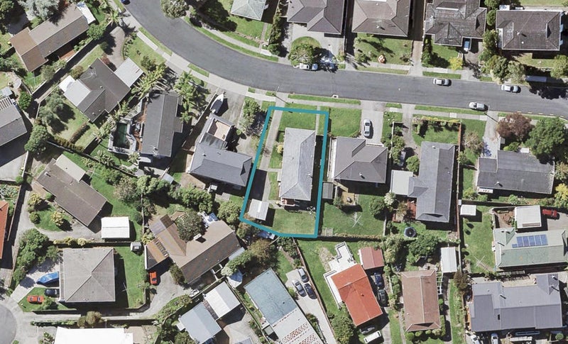 2/8 Galsworthy Place, Bucklands Beach, Auckland - Carousel 1