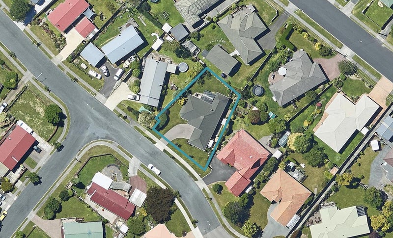 10 Kahurangi Drive, Lynmore, Rotorua - Carousel 1
