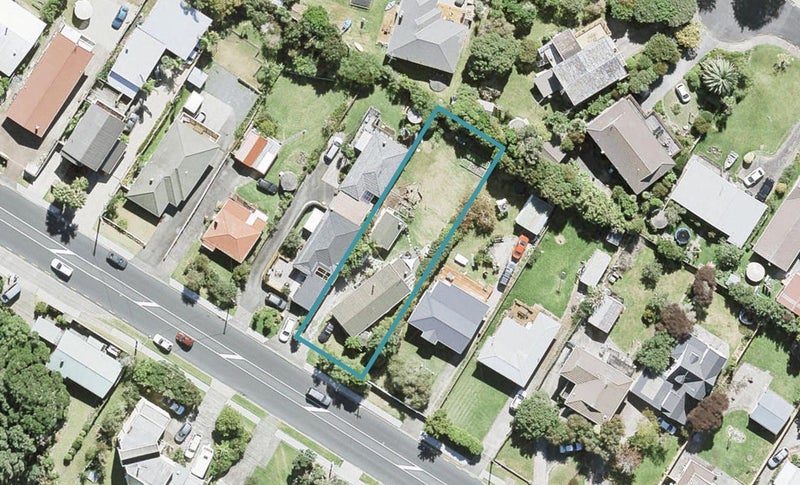 794 Whangaparaoa Road, Manly, Whangaparaoa - Carousel 1