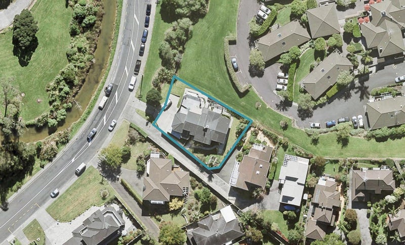 1041 Beach Road, Torbay, Auckland - Carousel 1