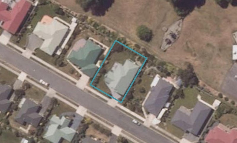 12 Hannah Place, Holmes Hill, Oamaru - Carousel 1