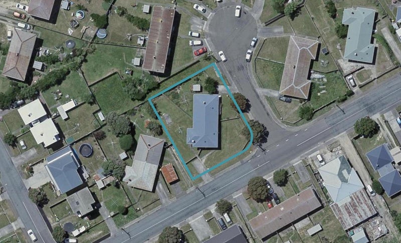 56 Ahuriri Street, Strathmore Park, Wellington - Carousel 1