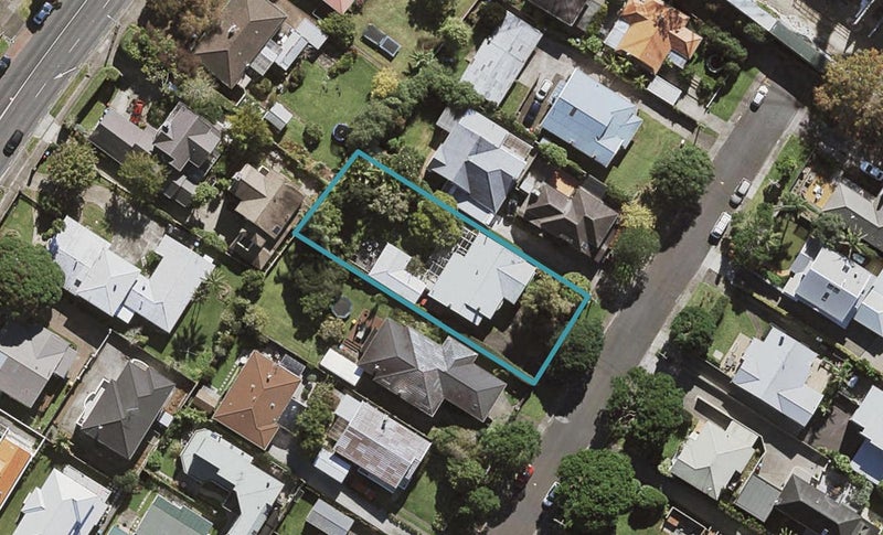 6 Korokino Road, Greenlane, Auckland - Carousel 1